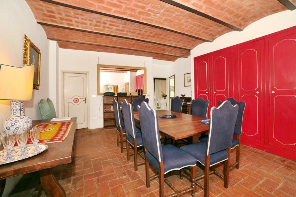 Villa In Private Estate,Shared Pool,Parking,3Km To Ponte Vecchio Florence Exterior photo